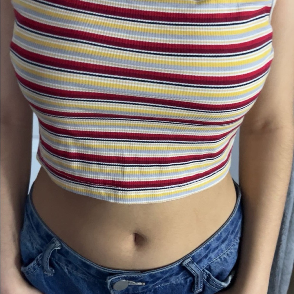 SHEIN Red and Black Ribbed Crop Tank Top